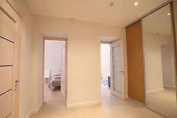 Delta - Old Town View Apartment