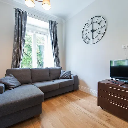 Delta - Old Town View Apartment